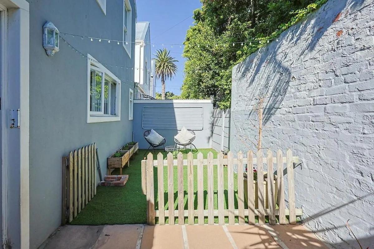 Fully Equipped Claremont Home With Pool & Style Cape Town