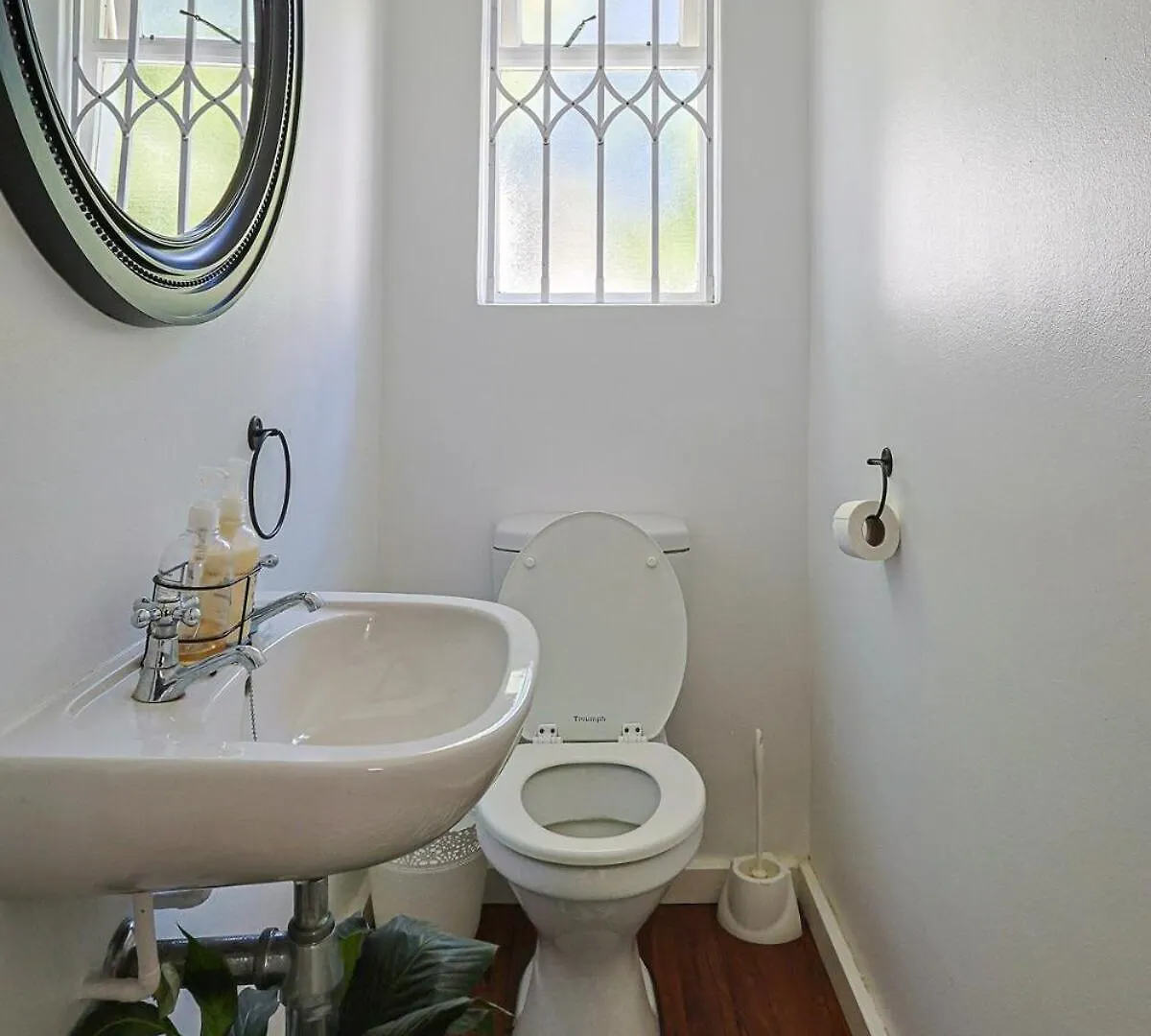 Fully Equipped Claremont Home With Pool & Style Cape Town 0*,  South Africa