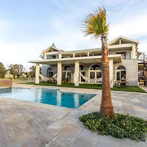 Kasavan Beach House Privatunterkunft